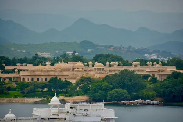 Lake Pichola, City Palace, Jag Mandir and lakeside dining