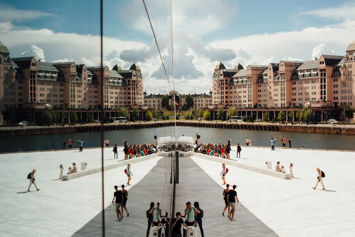 Waterfront saunas, MUNCH Museum, Akershus, Aker Brygge